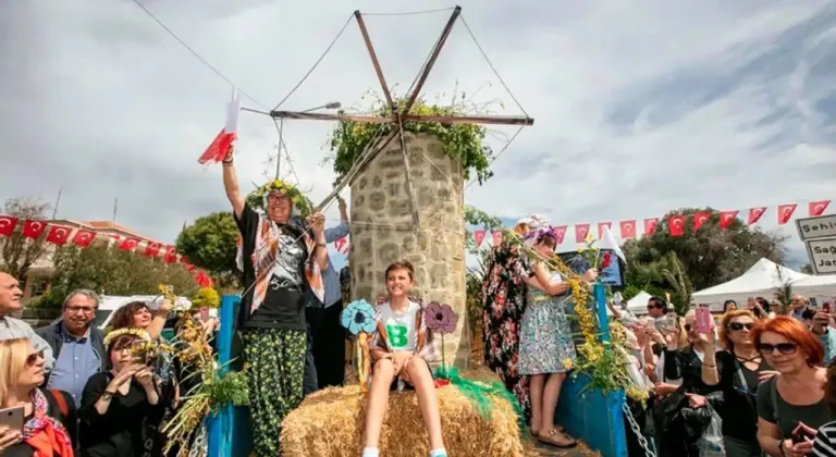 14. Alaçatı Ot Festivali’ne ünlü isimler damga vuracak
