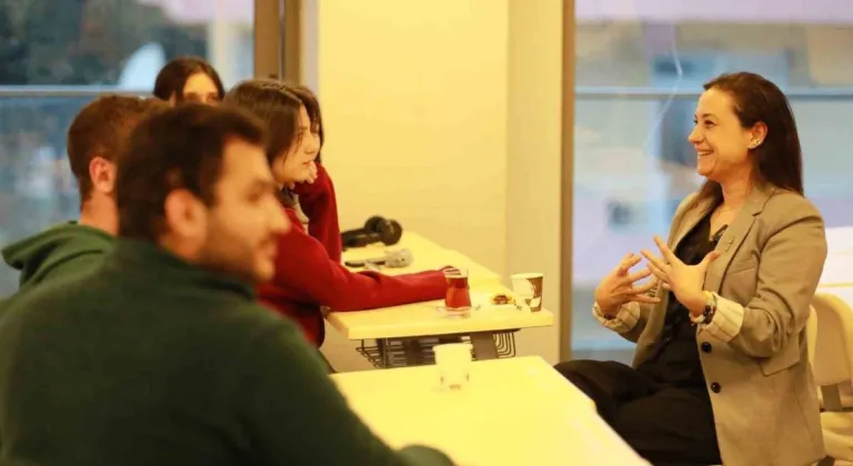 BAŞKAN CERİTOĞLU ŞENGEL : "BİR SANAT ORDUSU OLUŞTURDUK"