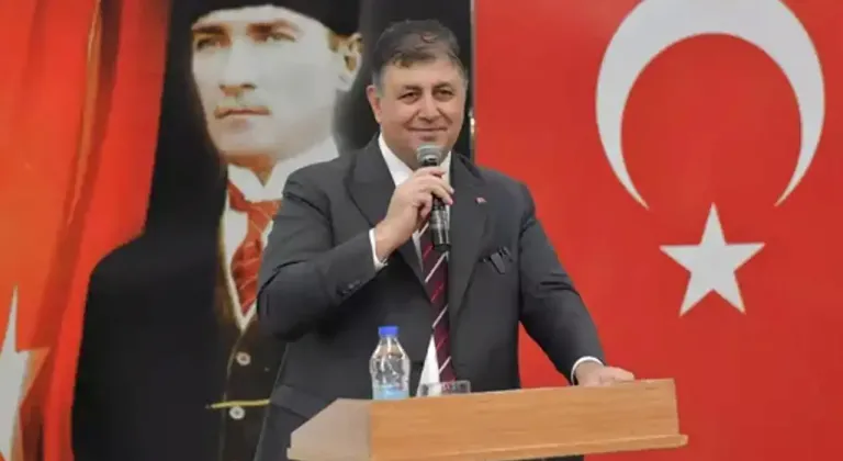 Başkan Tugay: Avukatlarımız bu ülkenin umut kapılarından biridir