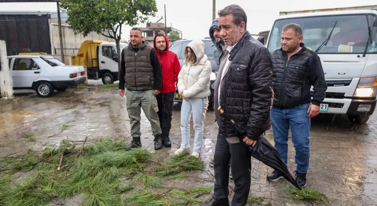 Başkan Yetişkin fırtınadan zarar gören bölgelerde incelemelerde bulundu