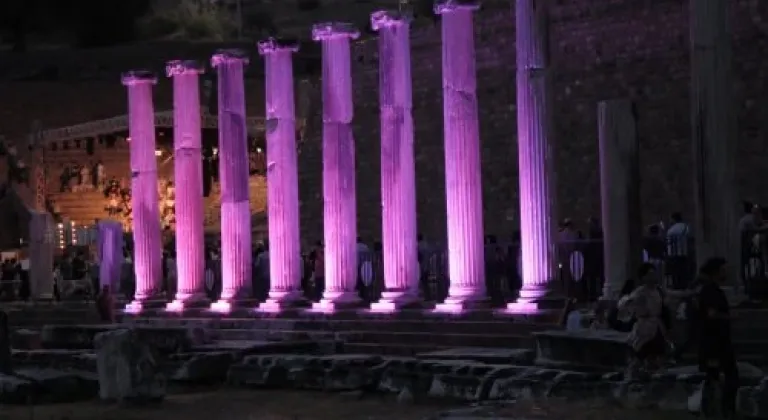 Bergama Tiyatro Festivali tiyatro severlerle buluşacak