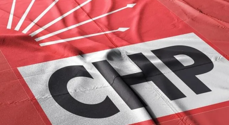 CHP kongresinde Berhan Şimşek aday, Oğuz Kaan Salıcı PM için alternatif liste çıkardı