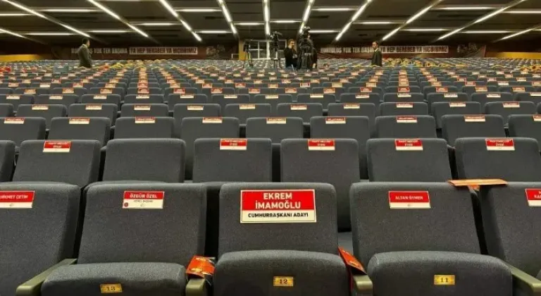 CHP KURULTAYINDA İMAMOĞLU İÇİN TEMSİLİ KOLTUK