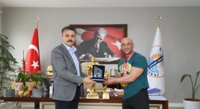 DİKİLİ BELEDİYE PERSONELİ TÜRKİYE ŞAMPİYONU OLDU