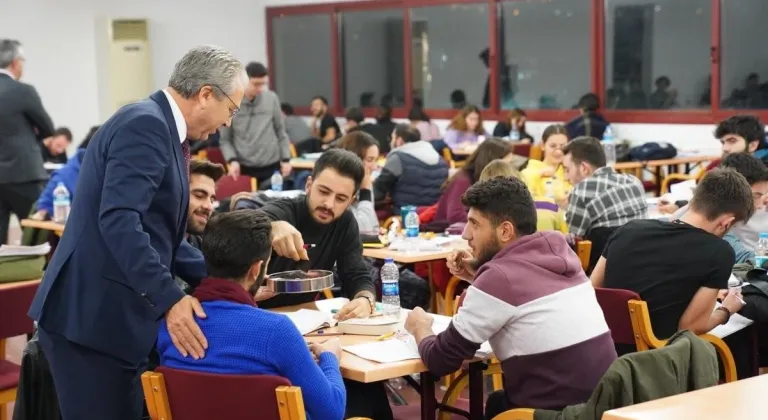 Ege Üniversitesinin ‘Öğrenci Dostu’ Bilgi Hazinesi