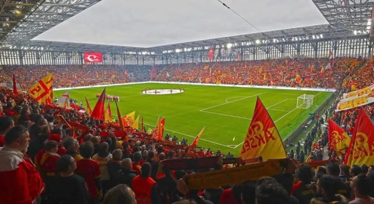 GÖZTEPE EVİNDE TARİH YAZACAK !  TARAFTAR TRÜBÜN SHOWA HAZIR