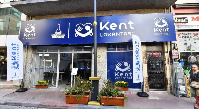 İZMİR'DE ASKIDA EKMEK DAYANIŞMASI