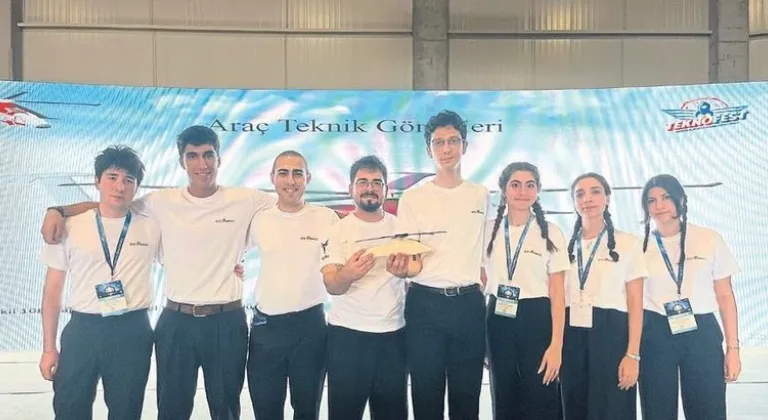 İZMİR EKİBİ TEKNOFEST'TE GURUR YAŞATTI