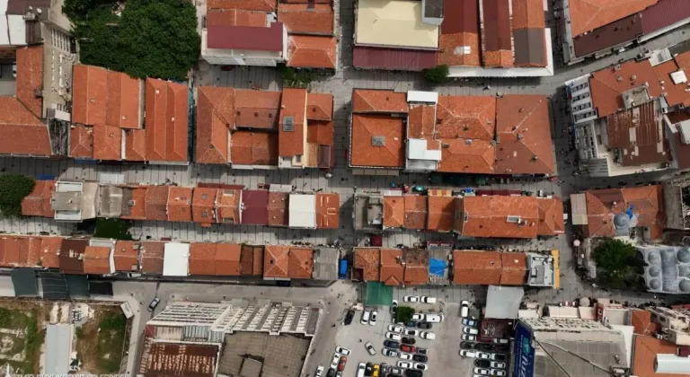 KEMERALTI'DA 150.000m2 SOKAK CADDE TAMAMLANMAK ÜZERE