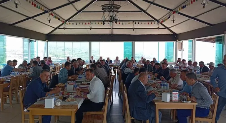 KİRAZ BAŞKANI MUHTARLARLA BULUŞTU