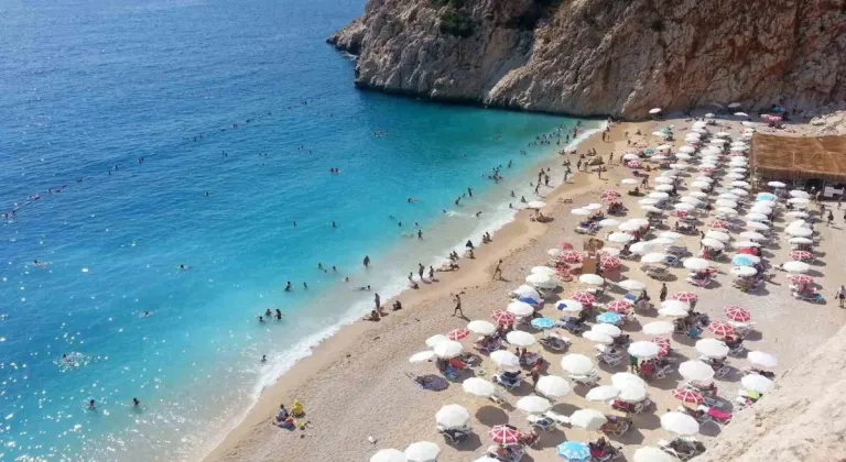 Prof.Dr.Orhan İçöz : "Küresel ısınma turizm sezonunu uzatıyor"