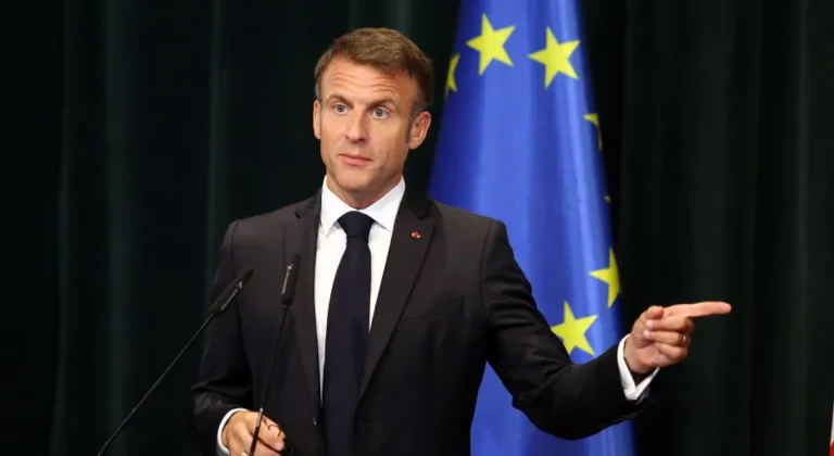 Macron’dan Gazze’ye insani yardımların yeniden başlatılması çağrısı