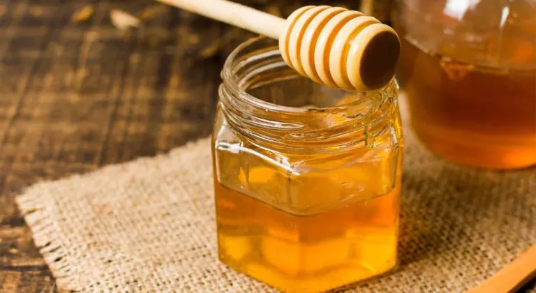 MANUKA BALI NEDİR VE FAYDALARI ?