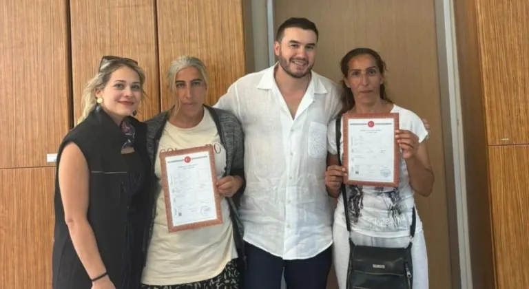 MUSTAFA CECELİ YANGIN MAĞDURU KARDEŞLERE SÖZÜNÜ TUTTU VE EV ALDI