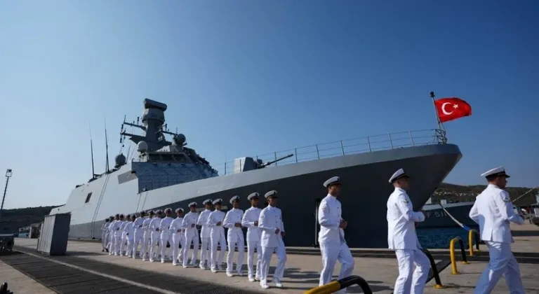 TCG KINALIADA KORVETİ FOÇA'YA DÖNDÜ