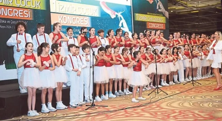 İZMİR ÇOCUK KONGRESİ'NİN İLKİ  GERÇEKLEŞTİRİLDİ